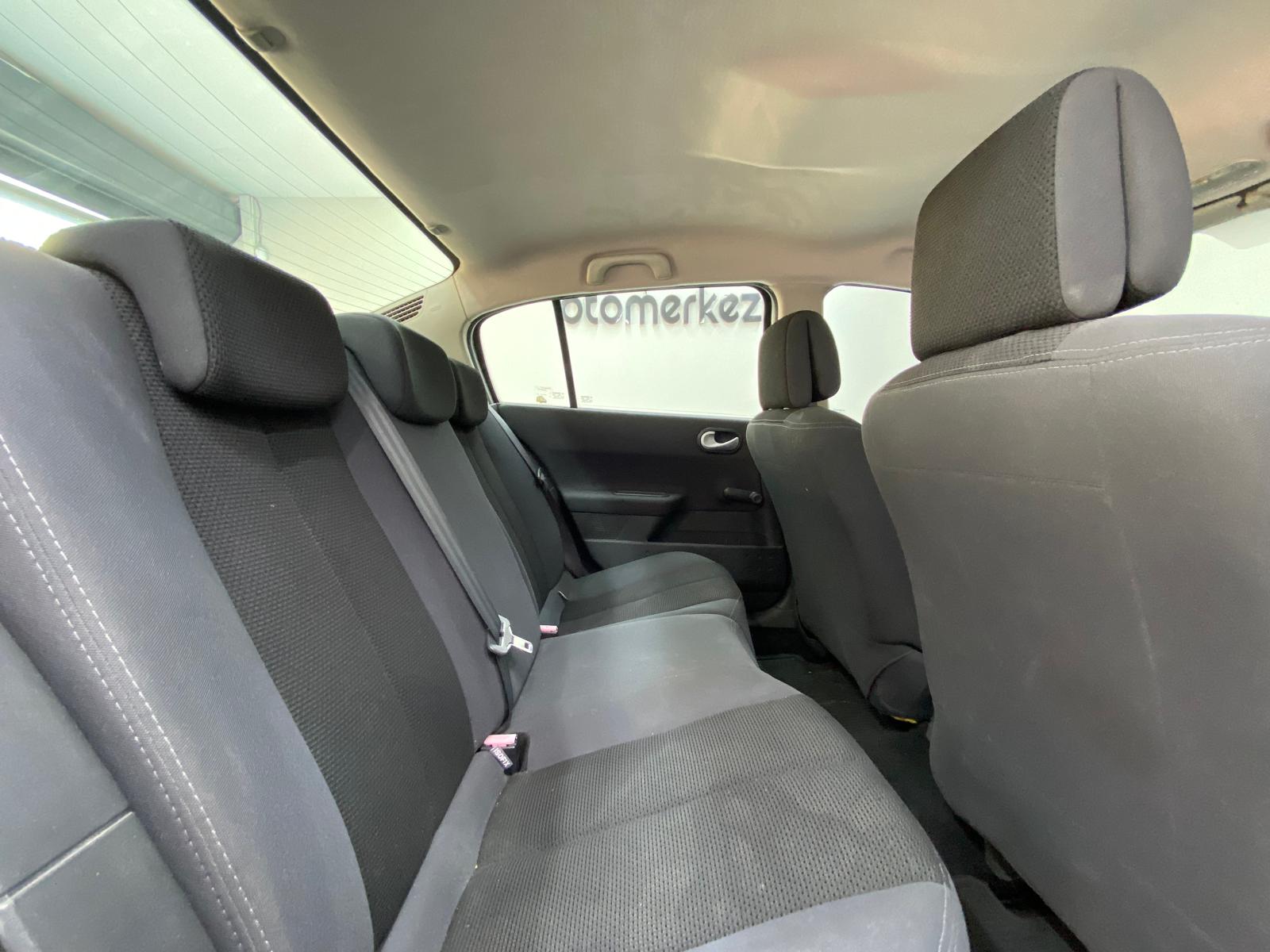 RENAULT MEGANE 20
